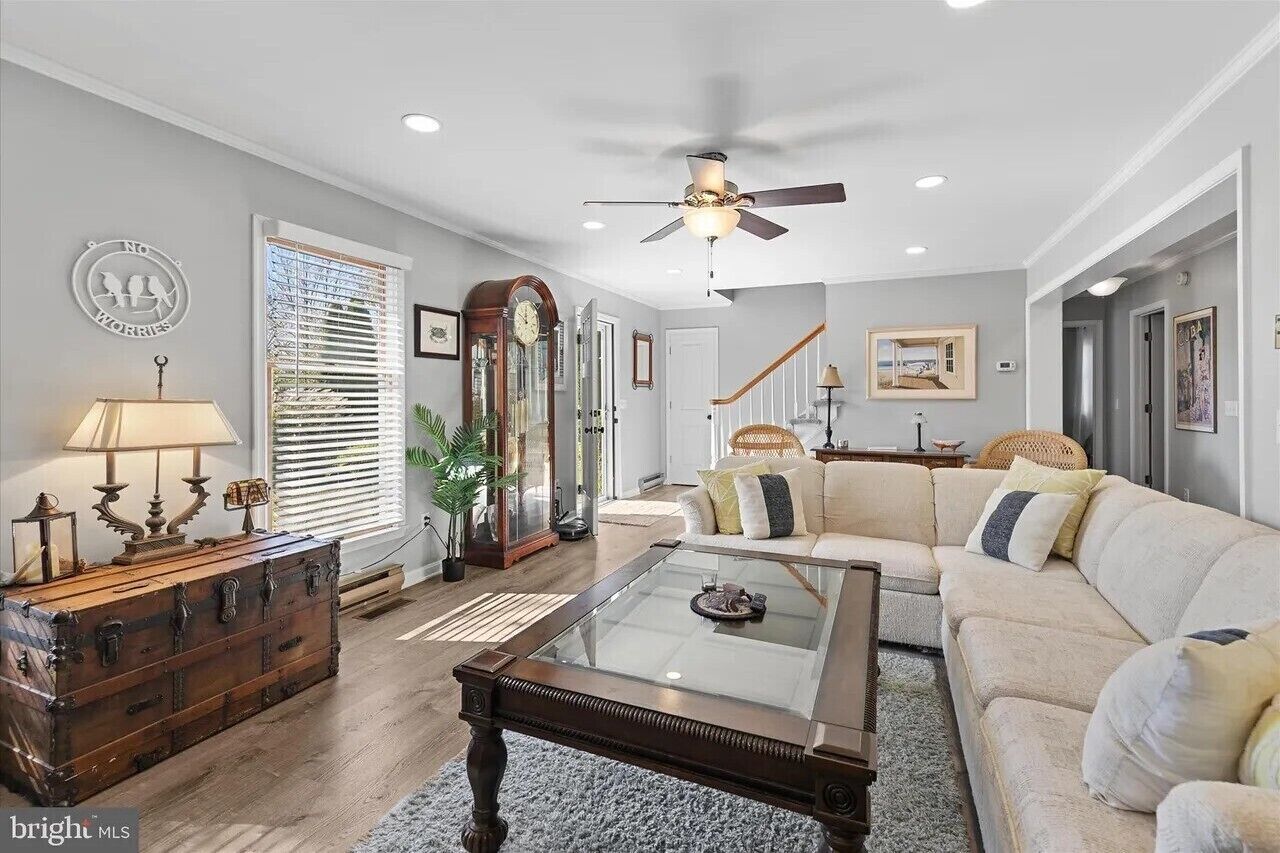 Smart-TV, Kamin, DVD-Player, Stereoanlage