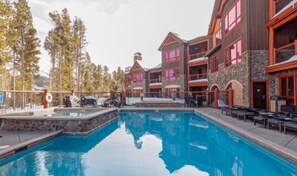 Condo (Breckenridge BlueSky 2 Bedroom Ski In) | Exterior