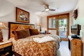 Condo (Breckenridge BlueSky 2 Bedroom Ski In) | Exterior