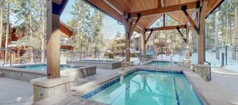 One Breckenridge Place - 3 Bedroom Townhome - 200 Yards to Peak 9 Lift