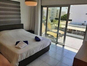 2 Schlafzimmer, Zimmersafe, Bügeleisen/Bügelbrett, kostenloses WLAN