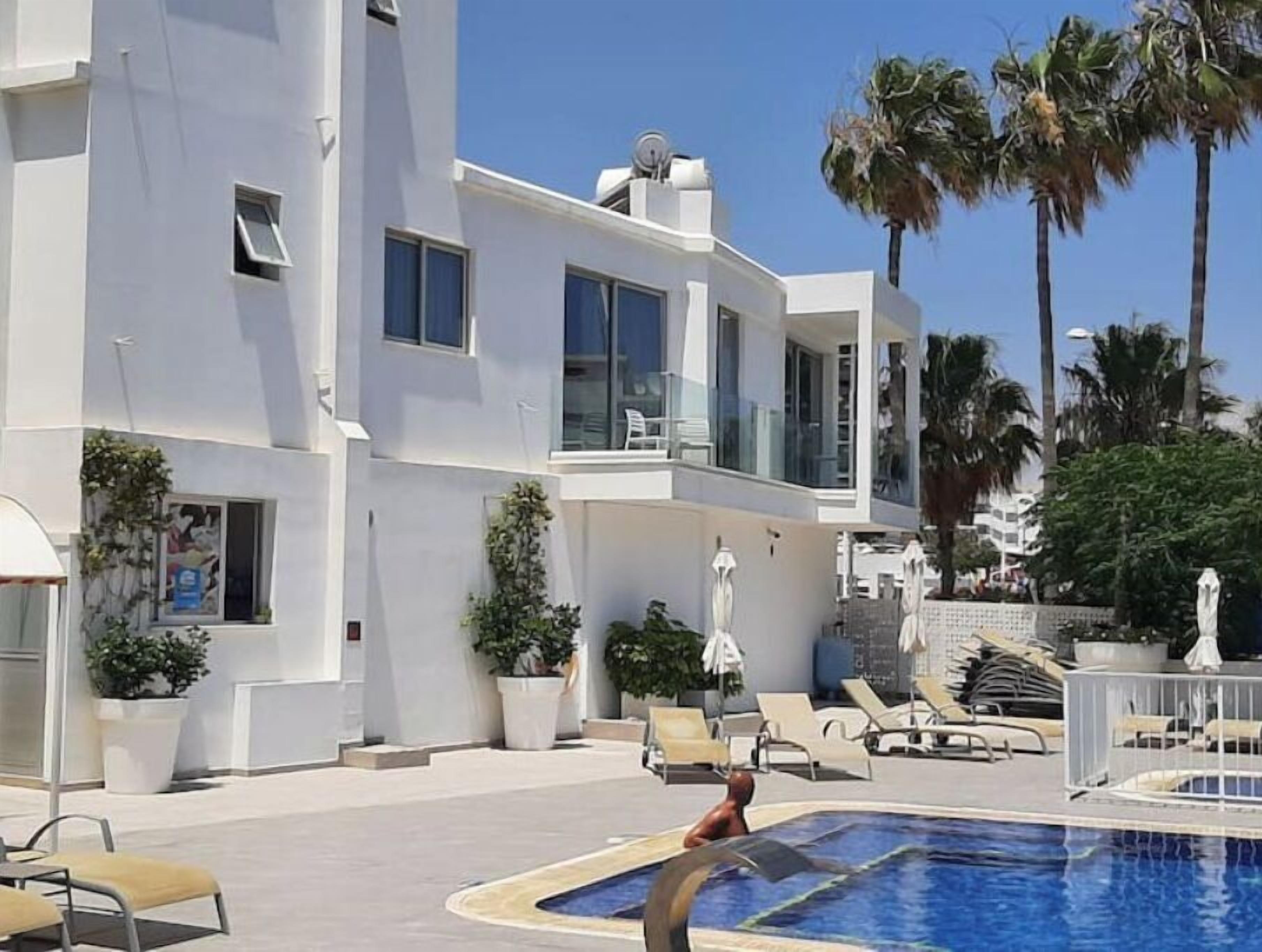 Piscina externa