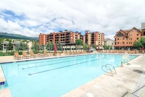 Condo (3 Bedroom Mountain Condo on Main Stre) | Exterior