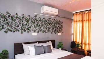 Deluxe Double Room | Interior