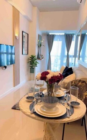 Interior - Lifestyle condo in Uptown BGC (Taguig)