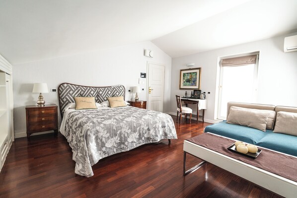 Exclusive-Suite | Minibar, Zimmersafe, Schreibtisch, schallisolierte Zimmer