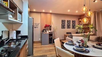 Family Apartment | Private kitchen | Fridge, microwave, toaster, blender