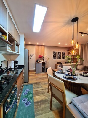 Apartamento familiar | Cocina privada | Frigorífico, microondas, tostadora y licuadora