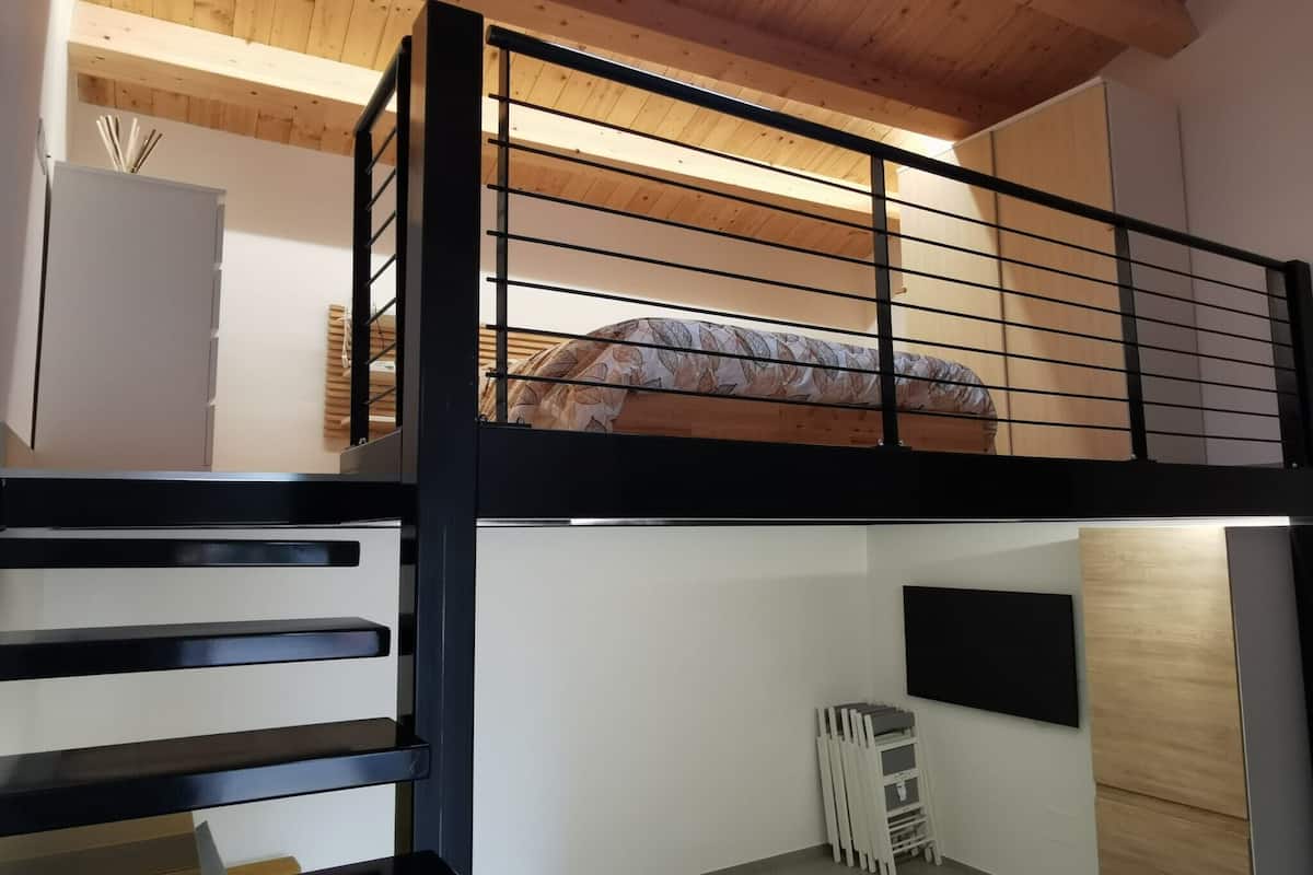 Quarto luxo | 1 quarto, cofres nos quartos, ferros/tábuas de passar roupa