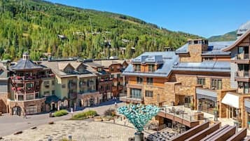 Condo (The Solaris Residences in Vail Villag) | Exterior