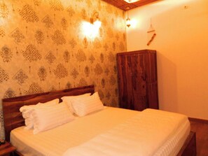 2 多间卧室、熨斗/熨衣板、WiFi、床单