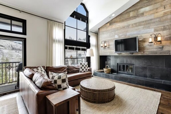 Ferienhaus (5 Bedroom Ski-In/Ski-Out Luxury Townh) | Außenbereich