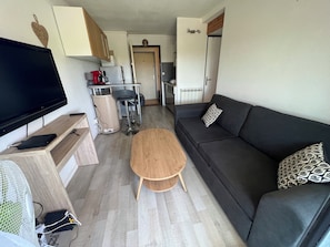 Living area - 2P Proche Port et Commerces (Agde)