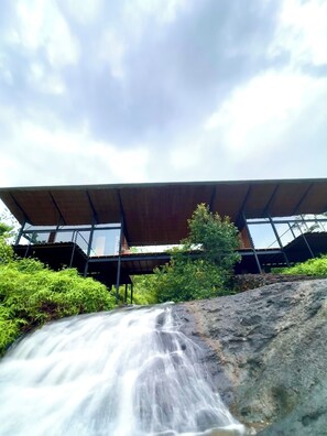 Fachada del alojamiento