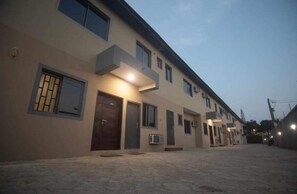 Fachada da propriedade