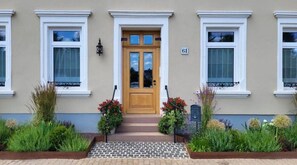 تفاصيل الفندق من الخارج