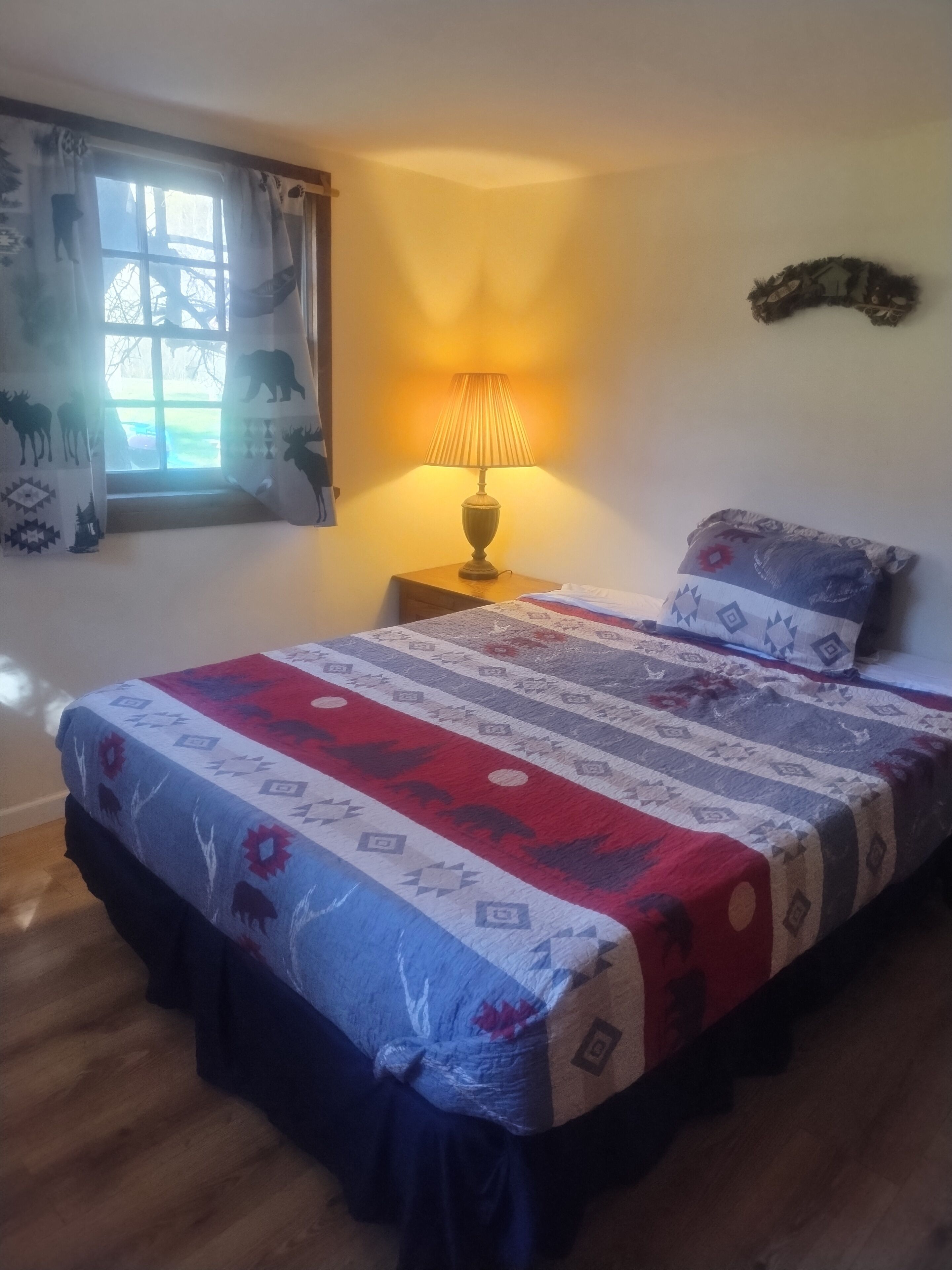 2 bedrooms, WiFi, bed sheets