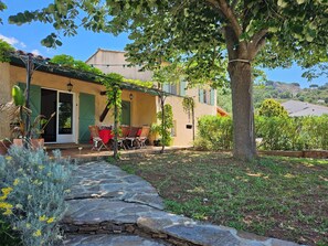 Terrace/patio - Villa Avec Grande Piscine, 6/8 Pers sur Terrain 2500 m2 (Hyères)