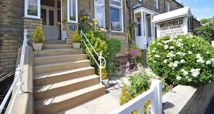 Westfield House - Characterful 7 Bedroom Townhouse