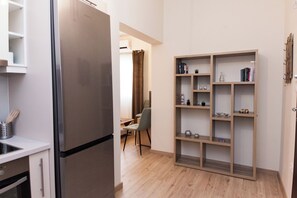 아파트 | 전용 주방 | 대용량 냉장고, 오븐, 토스터, 조리 도구/접시/주방 기구