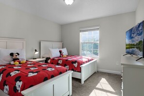 4 slaapkamers, een strijkplank/strijkijzer, wifi, beddengoed