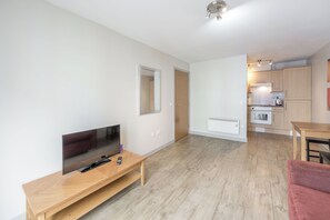 Living area - Central 1 BR Apartment in Birmingham (Birmingham)