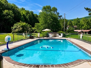 Pool - Cold Spring Lodge - Cabin 3 (Big Indian)