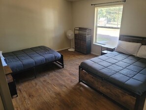 4 slaapkamers, internet, beddengoed