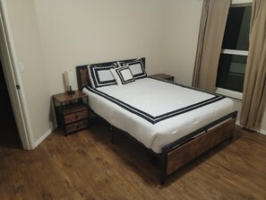 4 bedrooms, Internet, bed sheets