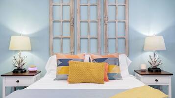 1 habitación, escritorio, tabla de planchar con plancha y wifi