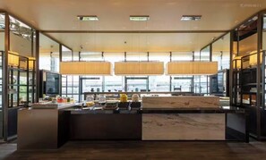 Desayuno buffet incluido todos los días 