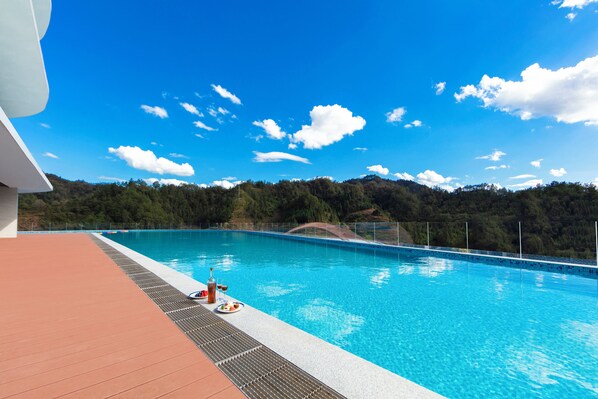 Indoor pool, seasonal outdoor pool, lifeguards on site