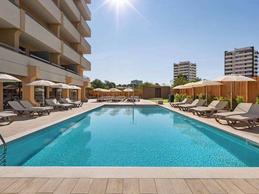 Piscina a l'aire lliure