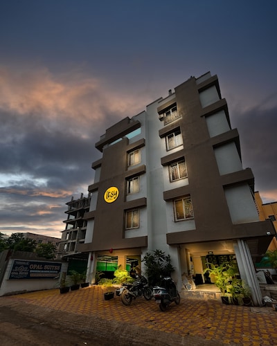 Itsy Hotels Opal Suites, Mundhwa, Near Koregaon Park