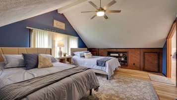 3 bedrooms, iron/ironing board, travel cot, WiFi