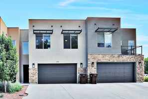 Front of property - Entrada at Moab 420 and 424 (Moab)