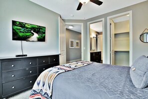 Luxury House, Multiple Bedrooms, Non Smoking, Mountain View | 7 bedrooms, desk, laptop workspace, blackout drapes - Entrada at Moab 420 and 424 (Moab)