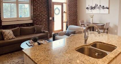 Downtown Getaway with Gated Parking & Two King Size Beds!