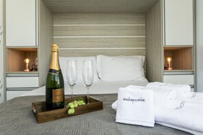 Apartment | 1 bedroom, individually decorated, free WiFi, bed sheets - Lobo (São Paulo)