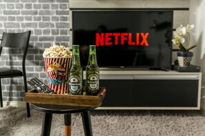 Apartment | Living area | 43-inch Smart TV with cable channels, Netflix, streaming services