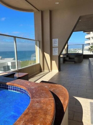 Terrace/patio - Rosarito Oceanfront Penthouse (Rosarito)