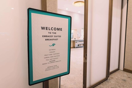 Embassy Suites By Hilton Gatlinburg Resort - Image 44