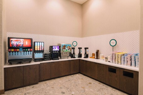 Embassy Suites By Hilton Gatlinburg Resort - Image 64