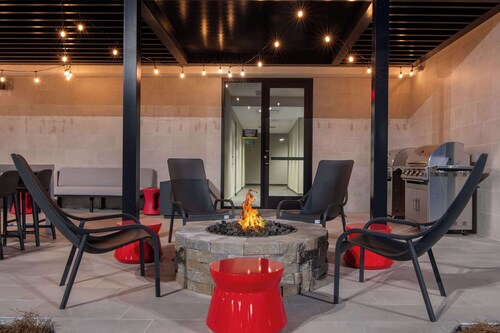 Home2 Suites By Hilton Jacksonville Downtown