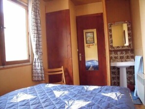 5 chambres, fer et planche Ă repasser, Wi-Fi