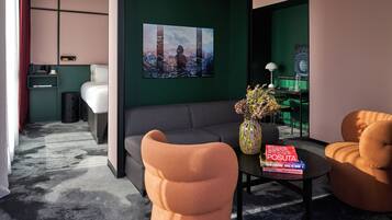 Comfort Suite, 1 Double Bed with Sofa bed | Premium bedding, in-room safe, desk, laptop workspace