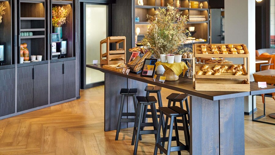 TRIBE Lyon Croix Rousse