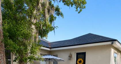 Lake-Themed Private Guest Suite Gated Community Pet Friendly Near I-4