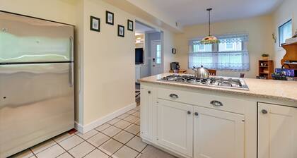 Lakefront Canandaigua Home w/ Dock & Kayak!