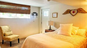1 bedroom, free WiFi, bed sheets